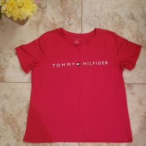 Tommy Hilfiger red t-shirt